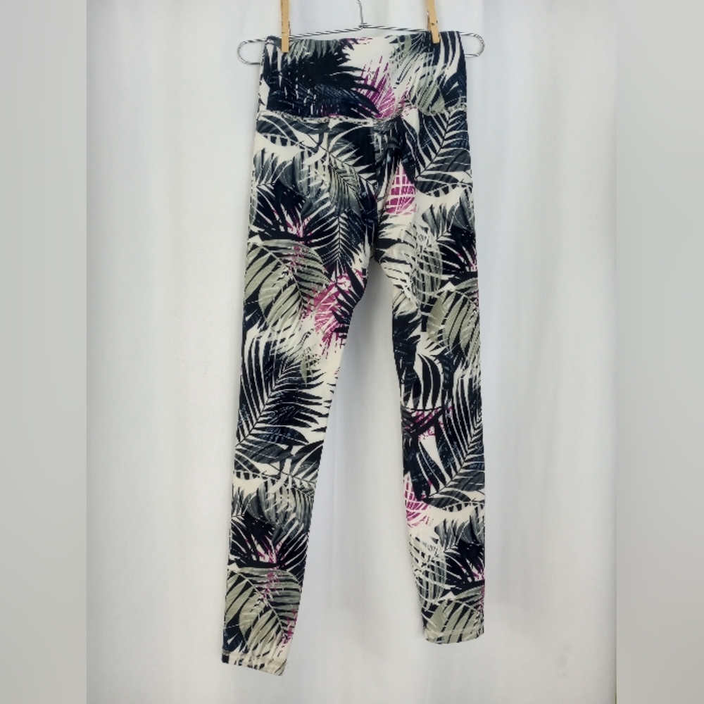 Balance Collection Palm Print Leggings Size M - Picture 3 of 4